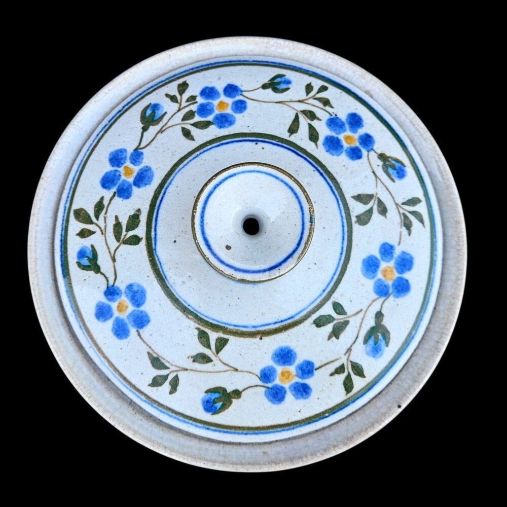 Vintage Studio Pottery Stoneware Ceramic Caserole with Lid Signed Gisela 1979 - Picture 13 of 14